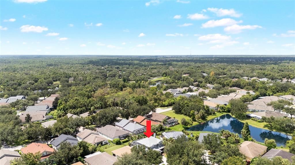 合同活跃: $619,000 (4 贝兹, 2 浴室, 2506 平方英尺)