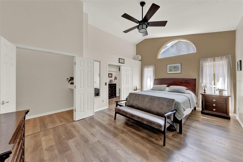 Active With Contract: $430,000 (4 beds, 2 baths, 2357 Square Feet)