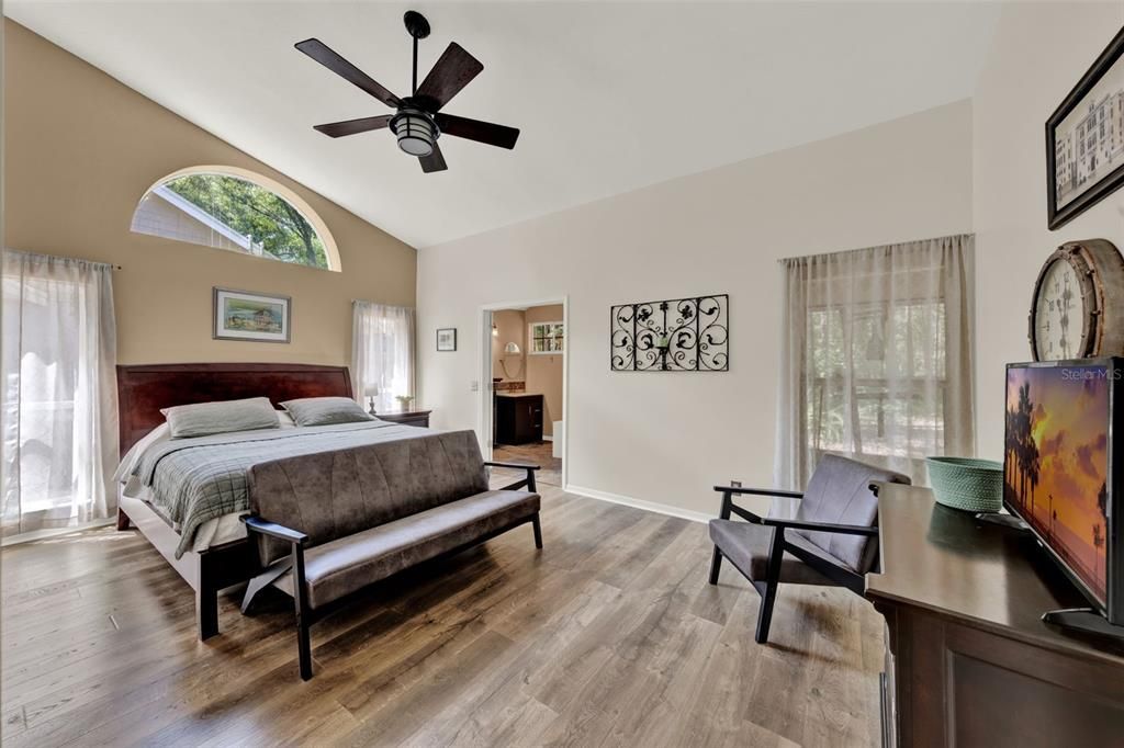 Active With Contract: $430,000 (4 beds, 2 baths, 2357 Square Feet)