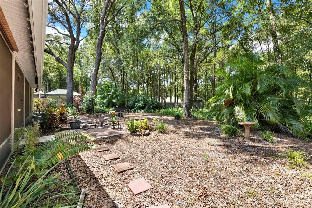 Active With Contract: $430,000 (4 beds, 2 baths, 2357 Square Feet)