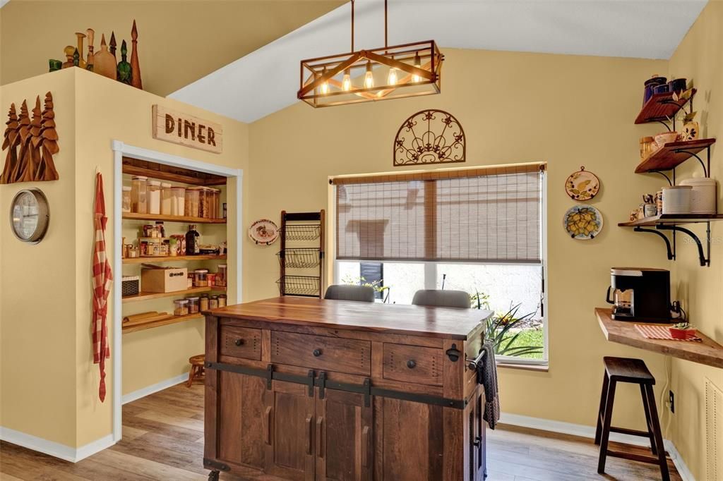 Active With Contract: $430,000 (4 beds, 2 baths, 2357 Square Feet)