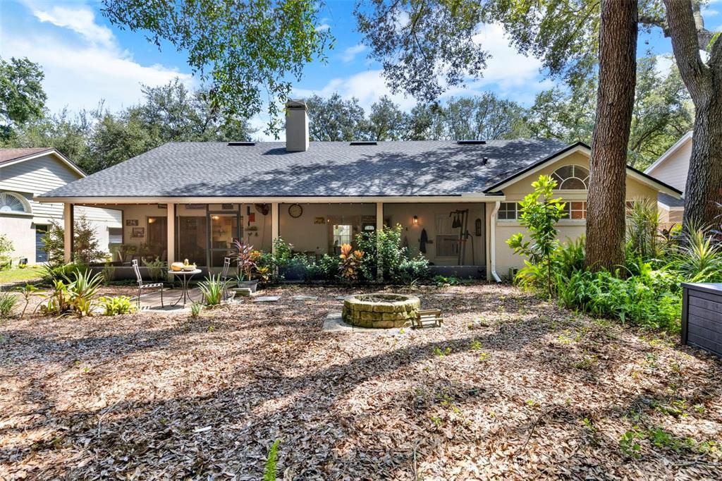 Active With Contract: $430,000 (4 beds, 2 baths, 2357 Square Feet)