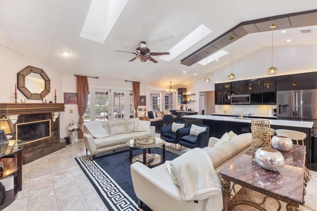 Active With Contract: $650,000 (4 beds, 2 baths, 1874 Square Feet)