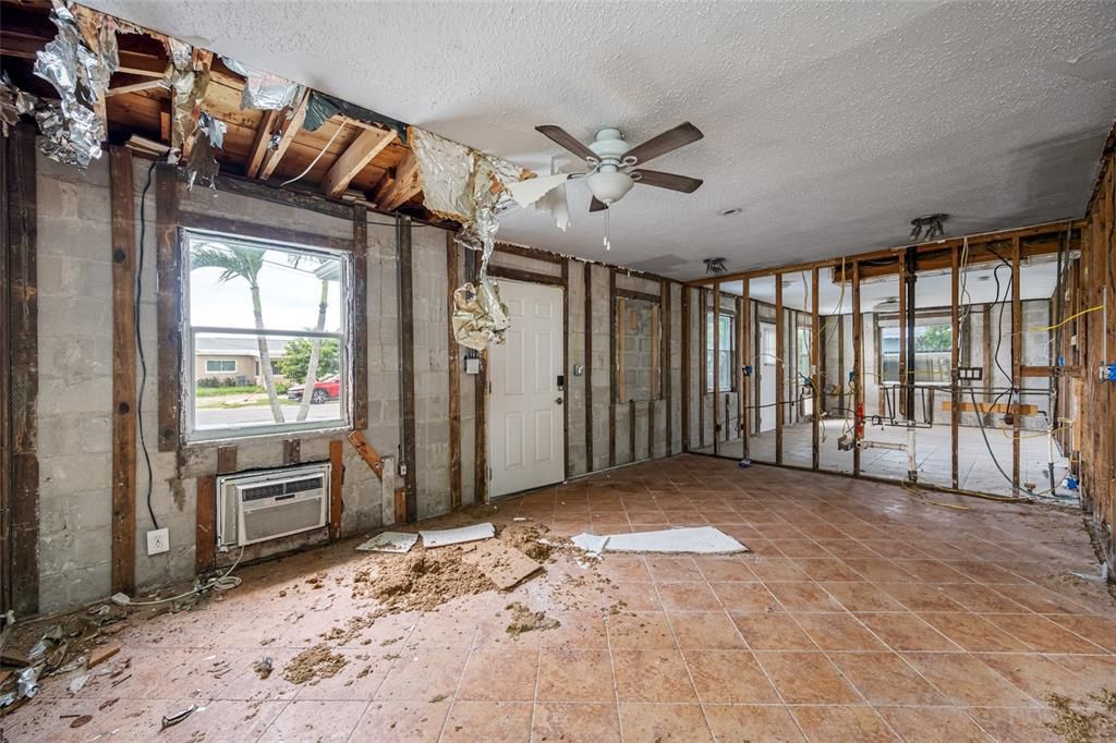 For Sale: $474,900 (4 beds, 0 baths, 1518 Square Feet)