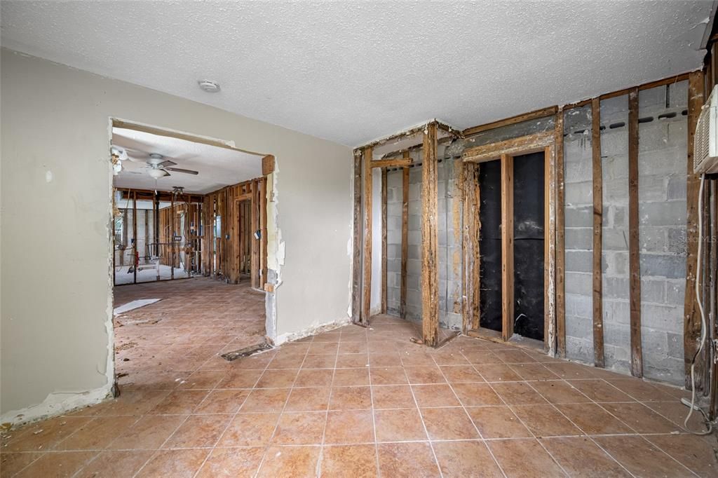 For Sale: $474,900 (4 beds, 0 baths, 1518 Square Feet)