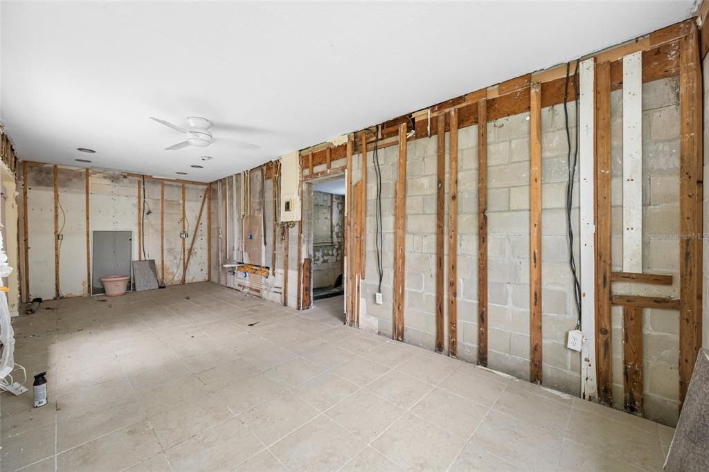 For Sale: $474,900 (4 beds, 0 baths, 1518 Square Feet)