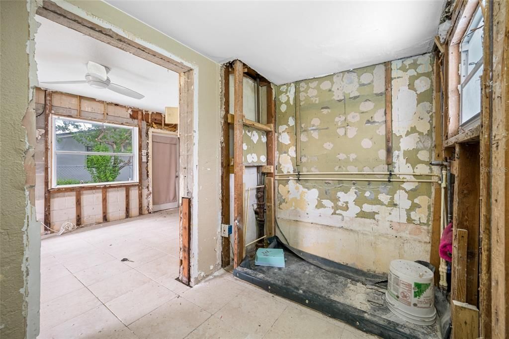 For Sale: $474,900 (4 beds, 0 baths, 1518 Square Feet)