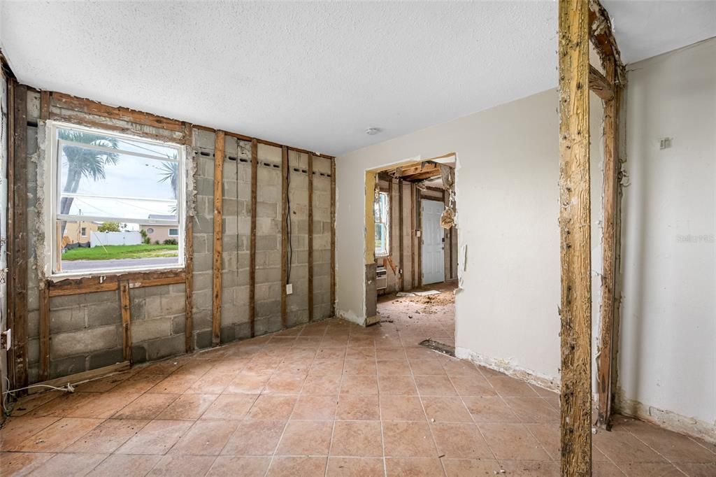 For Sale: $474,900 (4 beds, 0 baths, 1518 Square Feet)