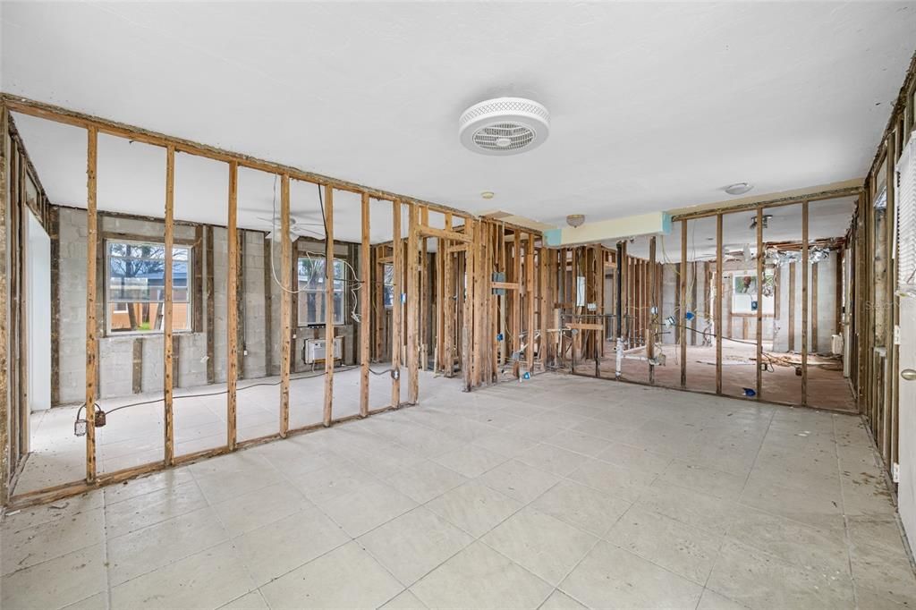 For Sale: $474,900 (4 beds, 0 baths, 1518 Square Feet)