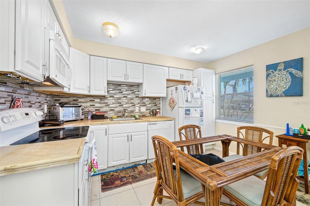 For Sale: $474,900 (4 beds, 0 baths, 1518 Square Feet)