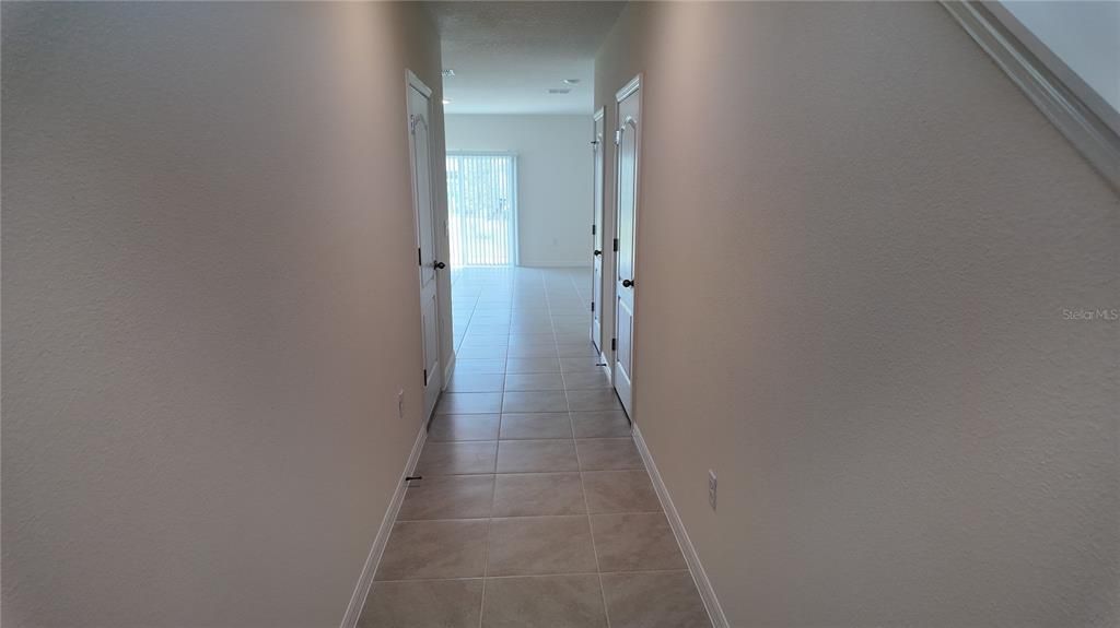 Activo con contrato: $1,850 (3 camas, 2 baños, 1488 Pies cuadrados)