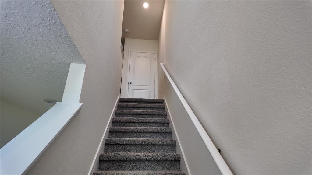 Activo con contrato: $1,850 (3 camas, 2 baños, 1488 Pies cuadrados)