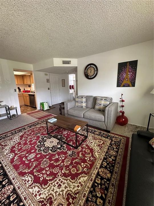 На продажу: $119,900 (2 спален, 2 ванн, 837 Квадратных фут)