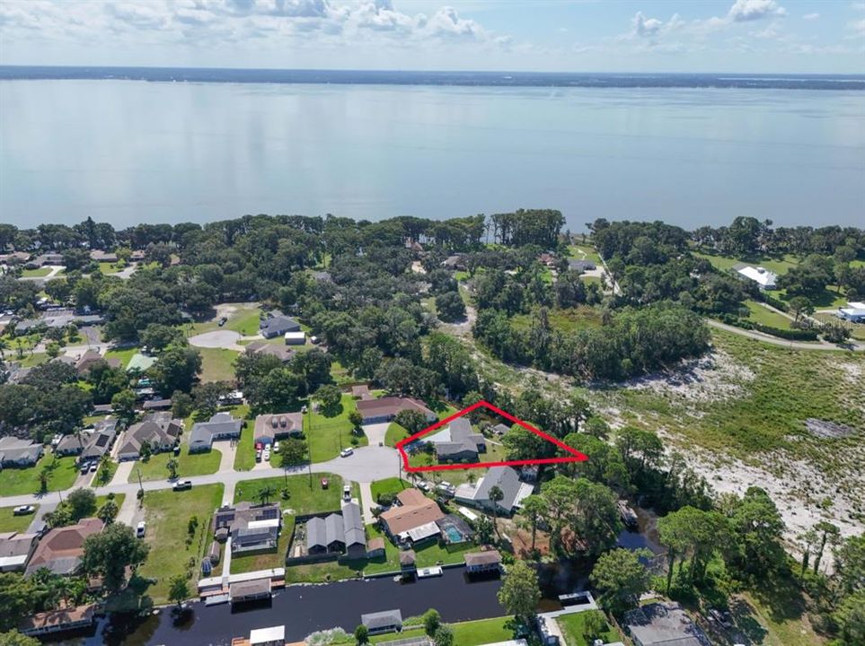 Под контрактом: $424,900 (2 спален, 2 ванн, 1432 Квадратных фут)