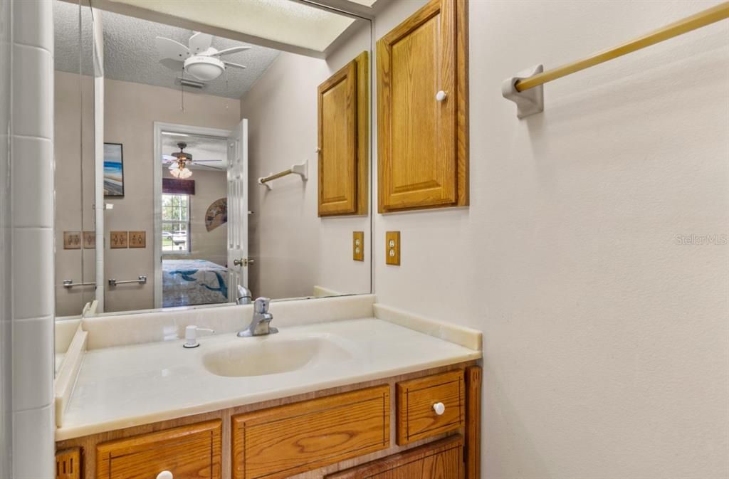 Под контрактом: $424,900 (2 спален, 2 ванн, 1432 Квадратных фут)