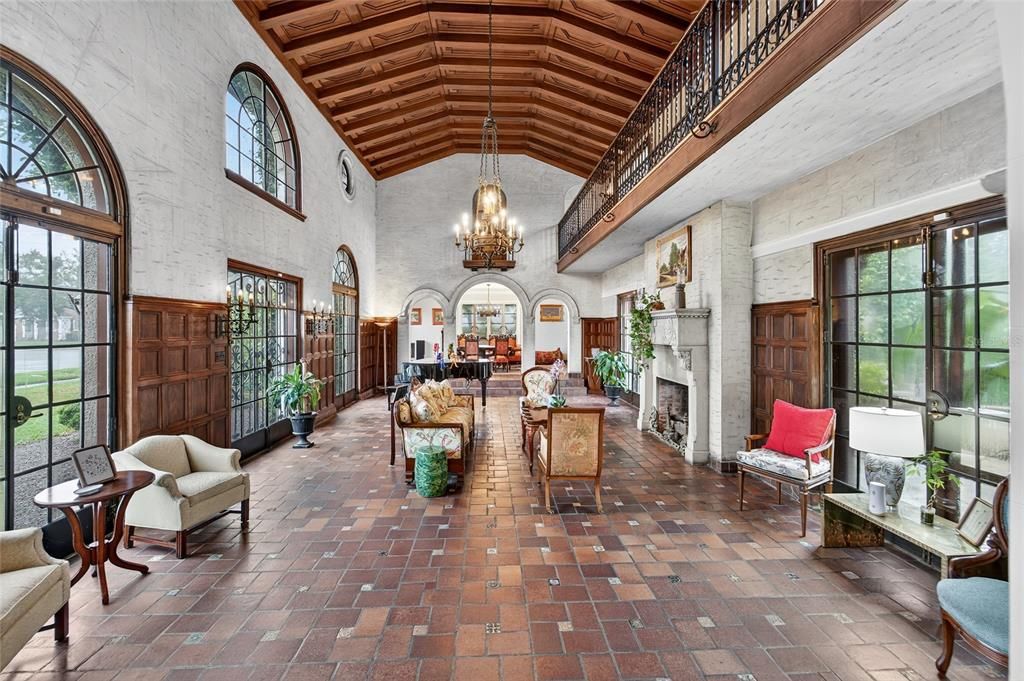 En Venta: $5,200,000 (6 camas, 6 baños, 7854 Pies cuadrados)