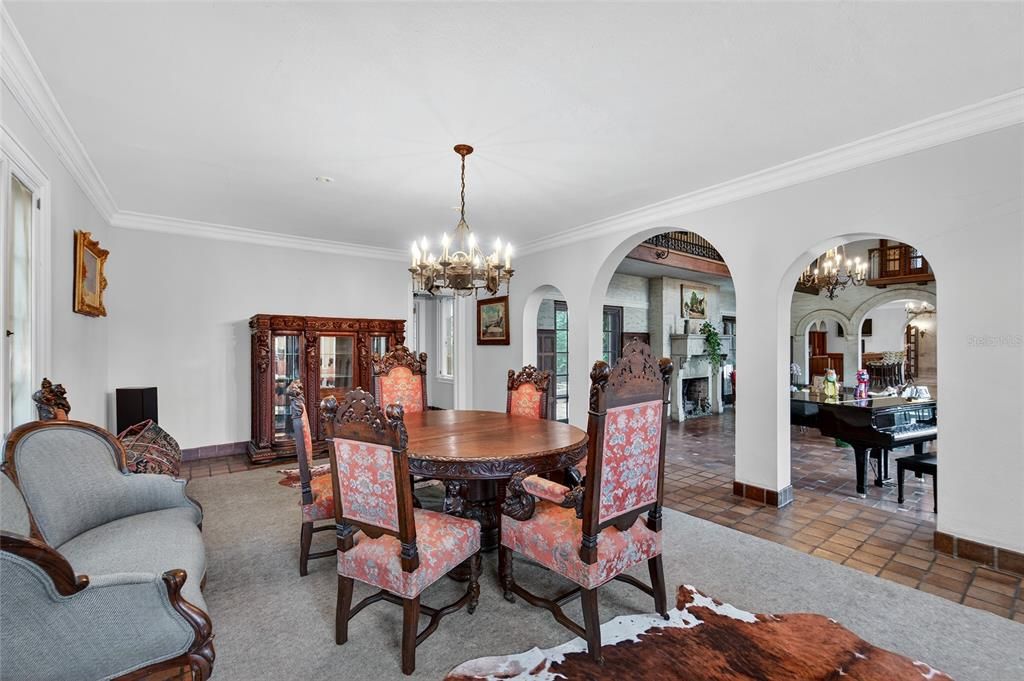 En Venta: $5,200,000 (6 camas, 6 baños, 7854 Pies cuadrados)