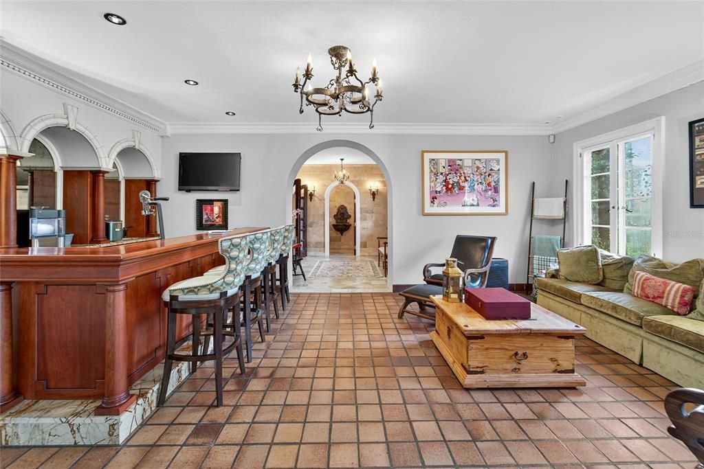 En Venta: $5,200,000 (6 camas, 6 baños, 7854 Pies cuadrados)