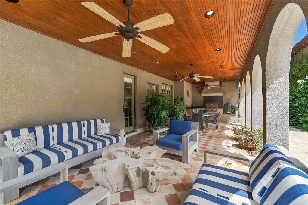 En Venta: $5,200,000 (6 camas, 6 baños, 7854 Pies cuadrados)