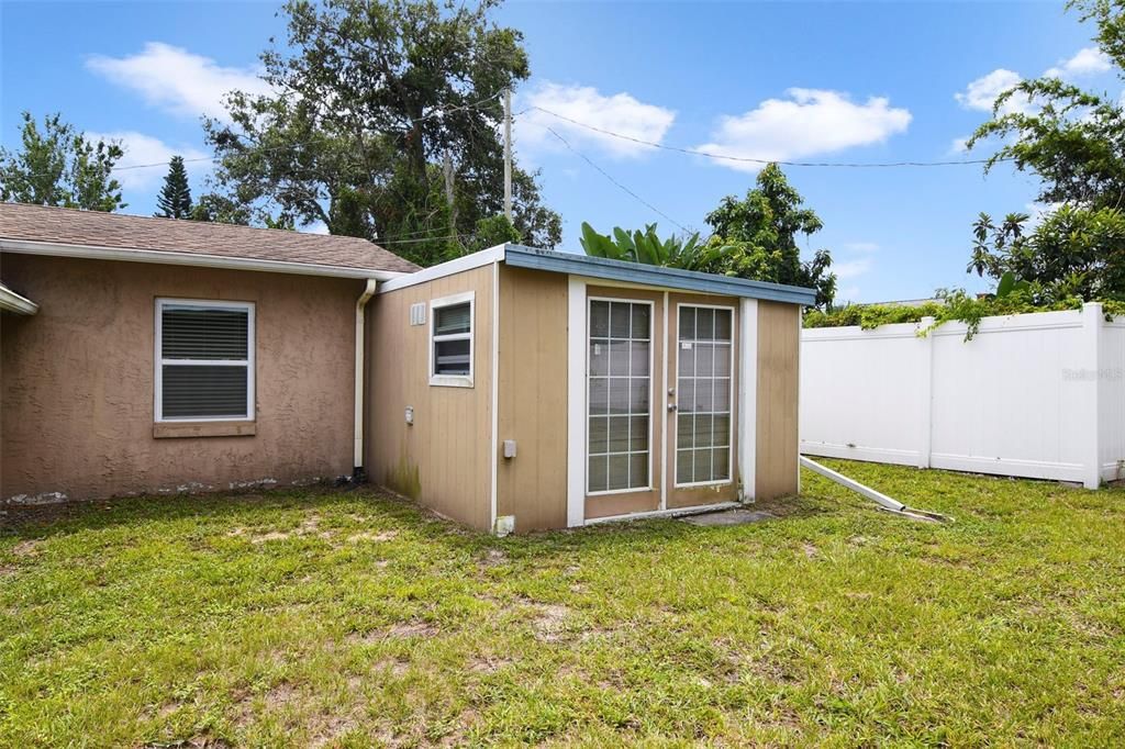 For Sale: $339,000 (2 beds, 2 baths, 1200 Square Feet)