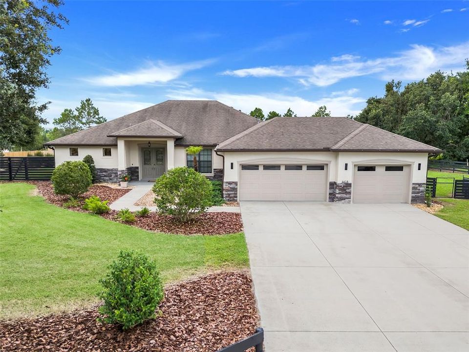 Recently Sold: $775,000 (4 beds, 3 baths, 2246 Square Feet)