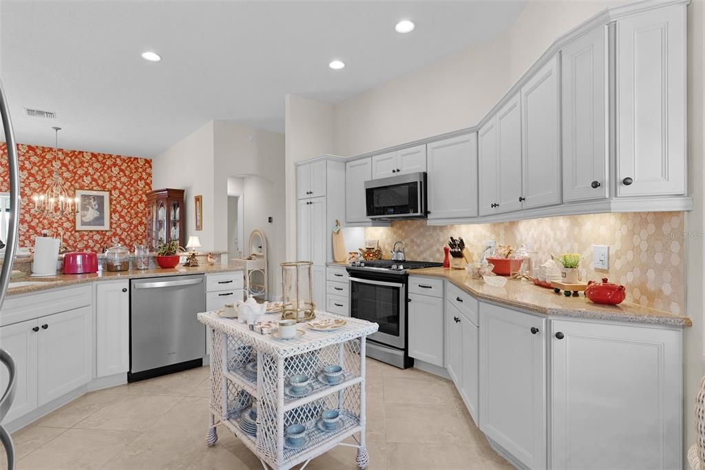 En Venta: $799,900 (3 camas, 2 baños, 1971 Pies cuadrados)