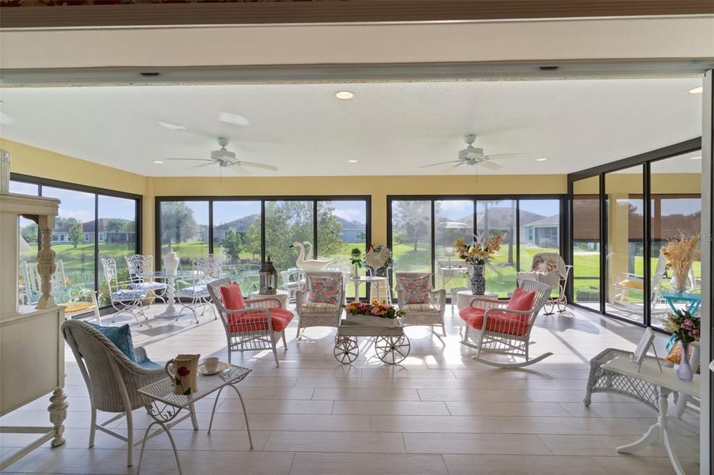 En Venta: $799,900 (3 camas, 2 baños, 1971 Pies cuadrados)