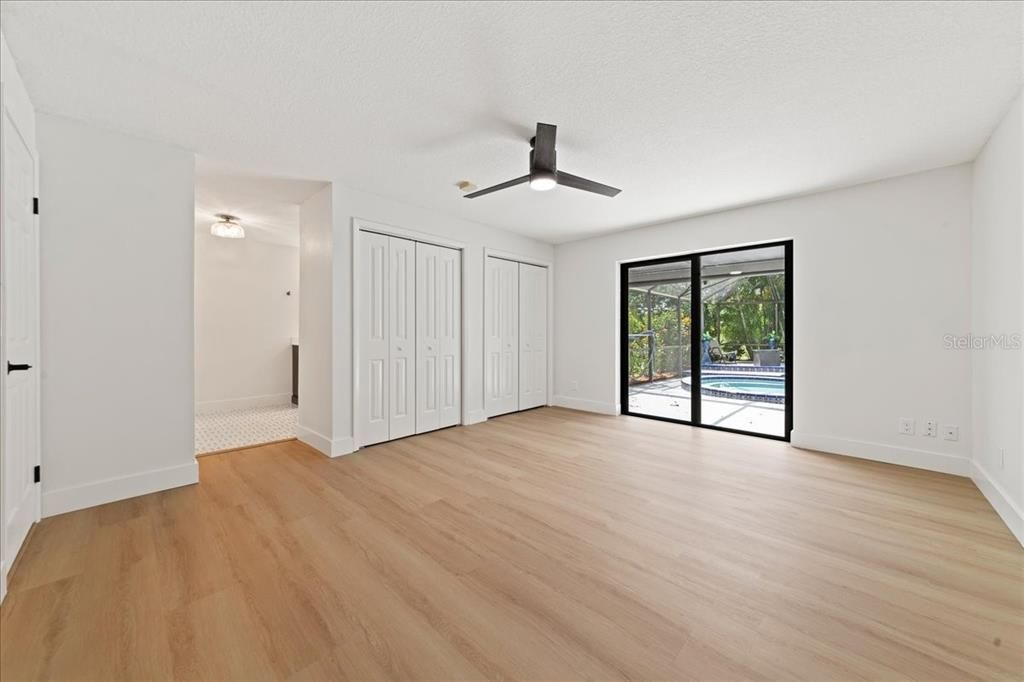 En Venta: $589,000 (4 camas, 2 baños, 2461 Pies cuadrados)