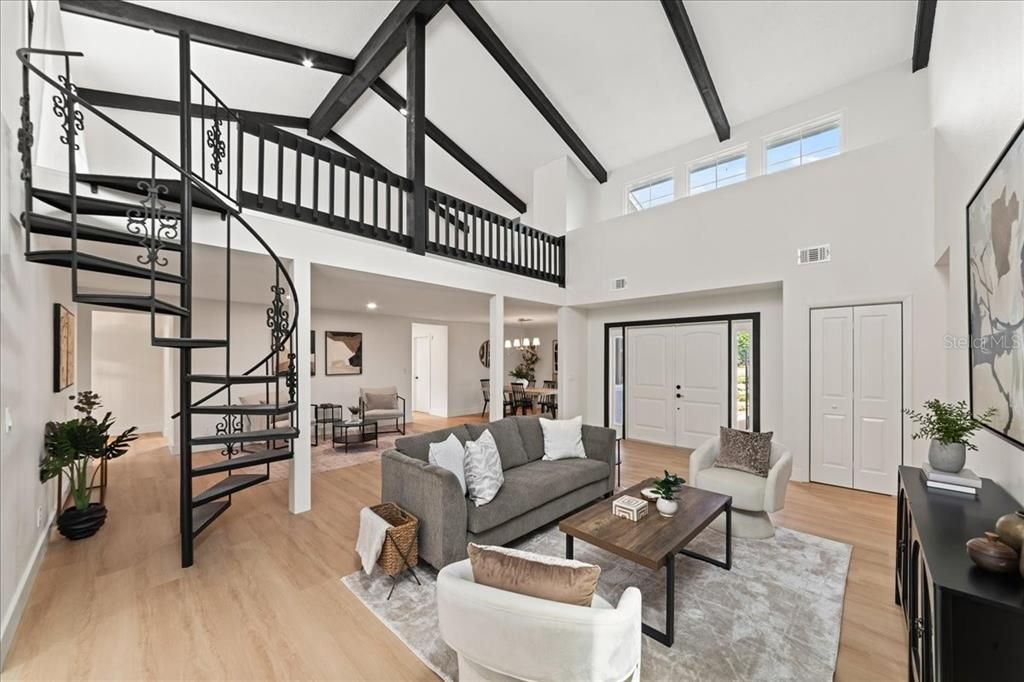 En Venta: $589,000 (4 camas, 2 baños, 2461 Pies cuadrados)