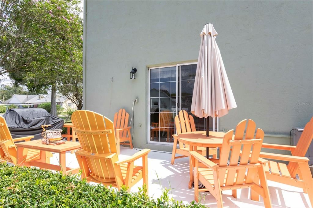 Под контрактом: $179,900 (2 спален, 2 ванн, 1796 Квадратных фут)