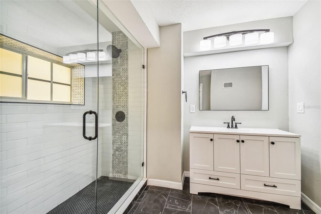 На продажу: $42,000 (0 спален, 0 ванн, 1800 Квадратных фут)