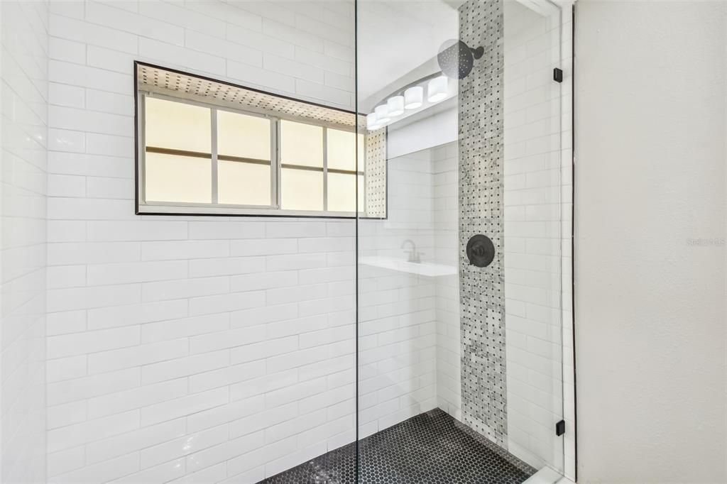 На продажу: $42,000 (0 спален, 0 ванн, 1800 Квадратных фут)