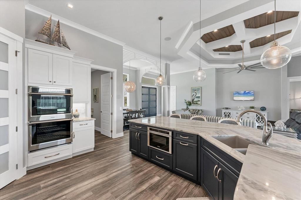 For Sale: $1,599,000 (3 beds, 2 baths, 2264 Square Feet)