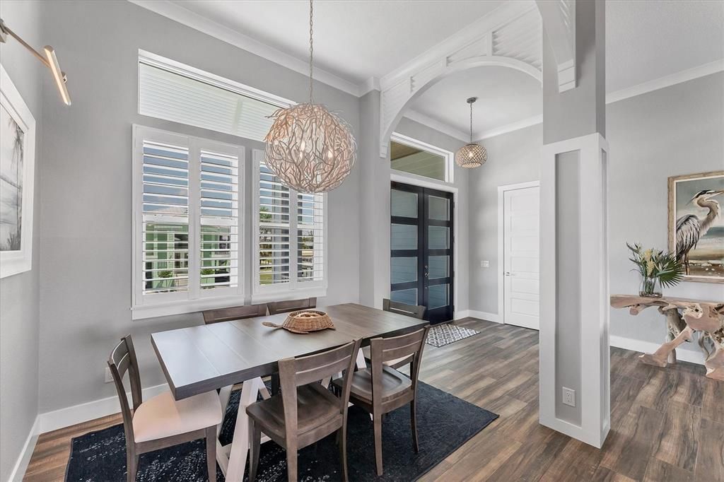 For Sale: $1,599,000 (3 beds, 2 baths, 2264 Square Feet)