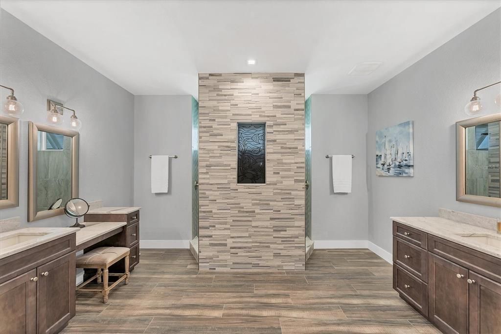 For Sale: $1,599,000 (3 beds, 2 baths, 2264 Square Feet)