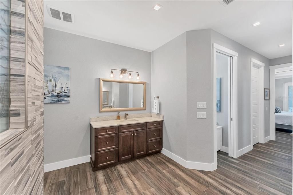 For Sale: $1,599,000 (3 beds, 2 baths, 2264 Square Feet)