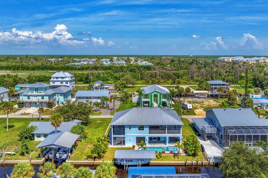 For Sale: $1,599,000 (3 beds, 2 baths, 2264 Square Feet)