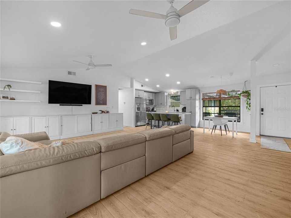 待售: $799,000 (4 贝兹, 3 浴室, 2510 平方英尺)