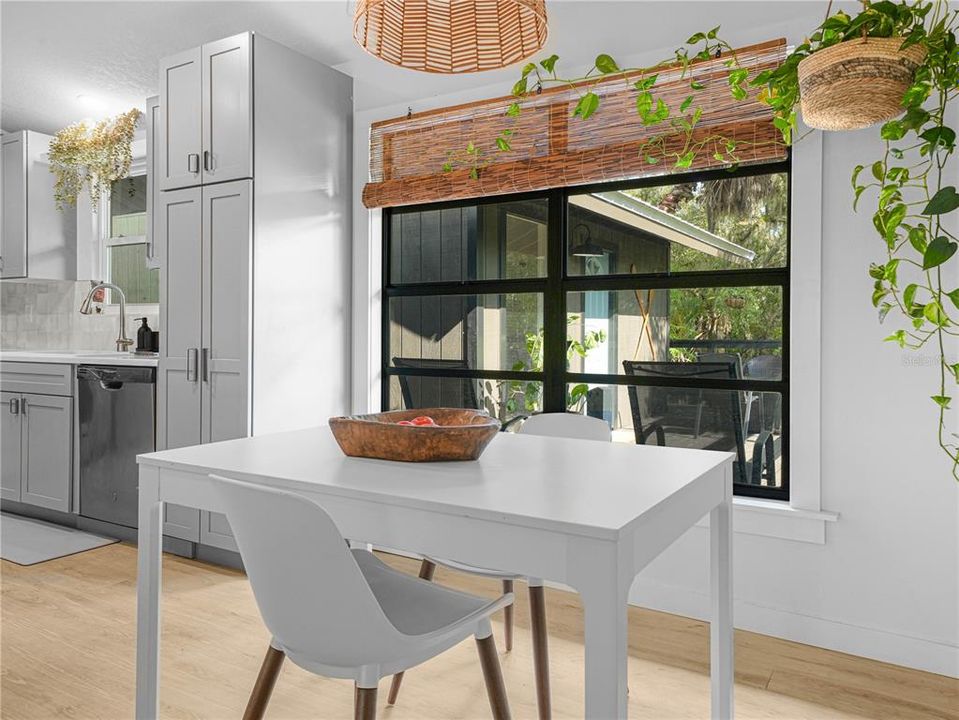 待售: $799,000 (4 贝兹, 3 浴室, 2510 平方英尺)