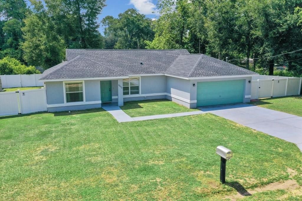 For Sale: $240,900 (3 beds, 2 baths, 1362 Square Feet)