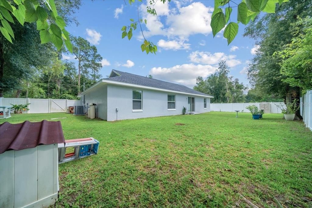 For Sale: $240,900 (3 beds, 2 baths, 1362 Square Feet)