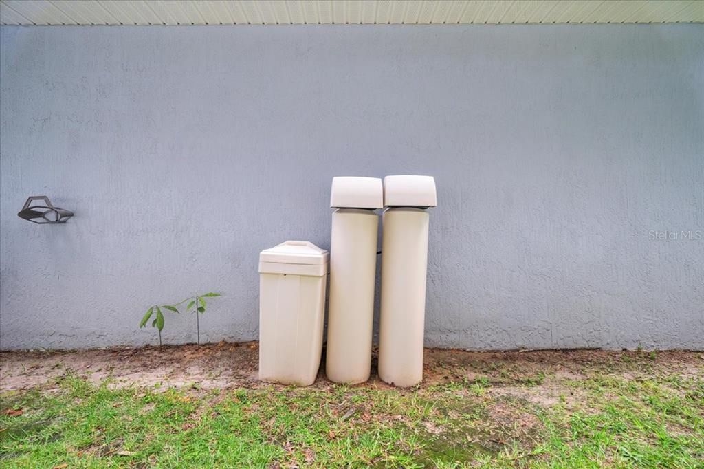 For Sale: $240,900 (3 beds, 2 baths, 1362 Square Feet)