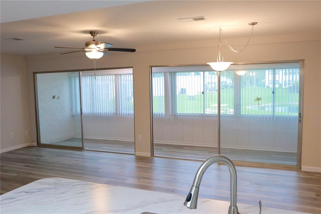 待售: $115,900 (1 贝兹, 1 浴室, 888 平方英尺)