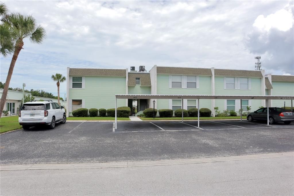 待售: $115,900 (1 贝兹, 1 浴室, 888 平方英尺)