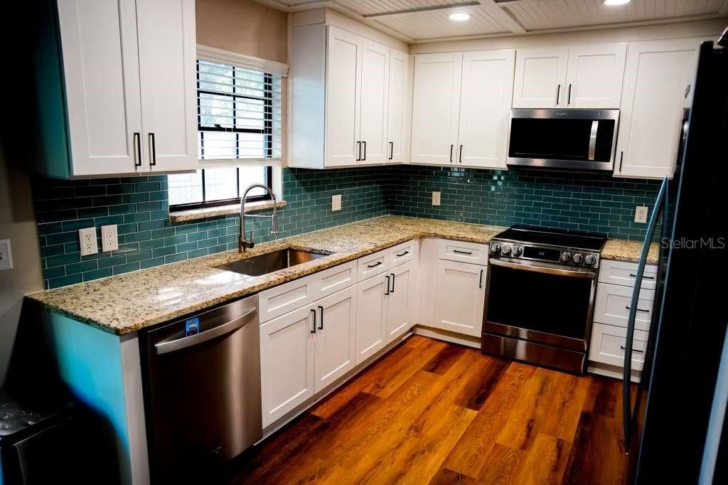 待售: $289,000 (3 贝兹, 2 浴室, 1128 平方英尺)