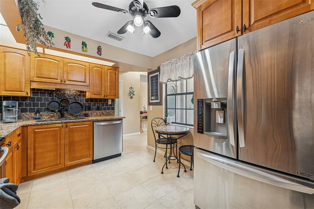 Active With Contract: $385,000 (3 beds, 2 baths, 1402 Square Feet)