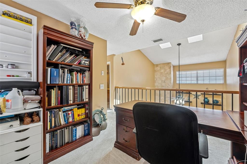 Active With Contract: $385,000 (3 beds, 2 baths, 1402 Square Feet)