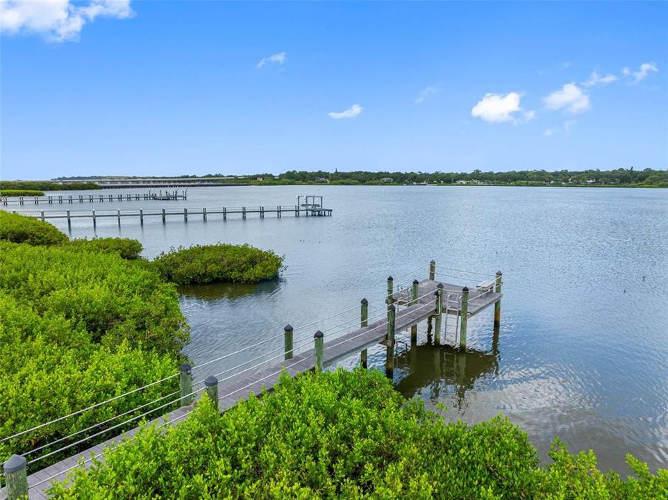 For Sale: $1,190,000 (4 beds, 3 baths, 2500 Square Feet)