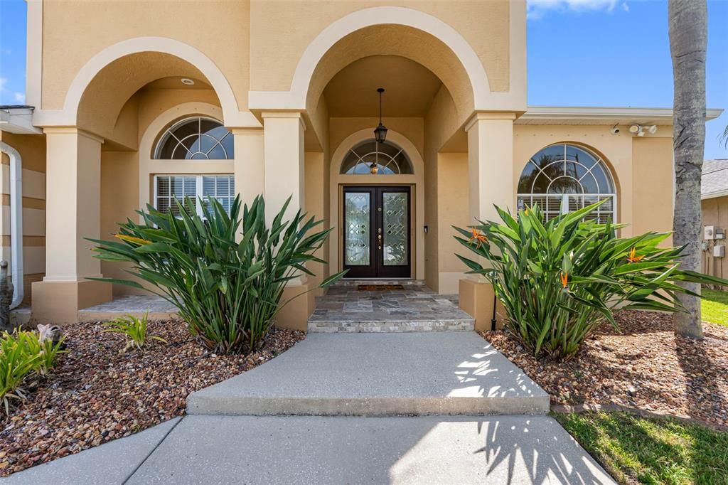 For Sale: $1,190,000 (4 beds, 3 baths, 2500 Square Feet)