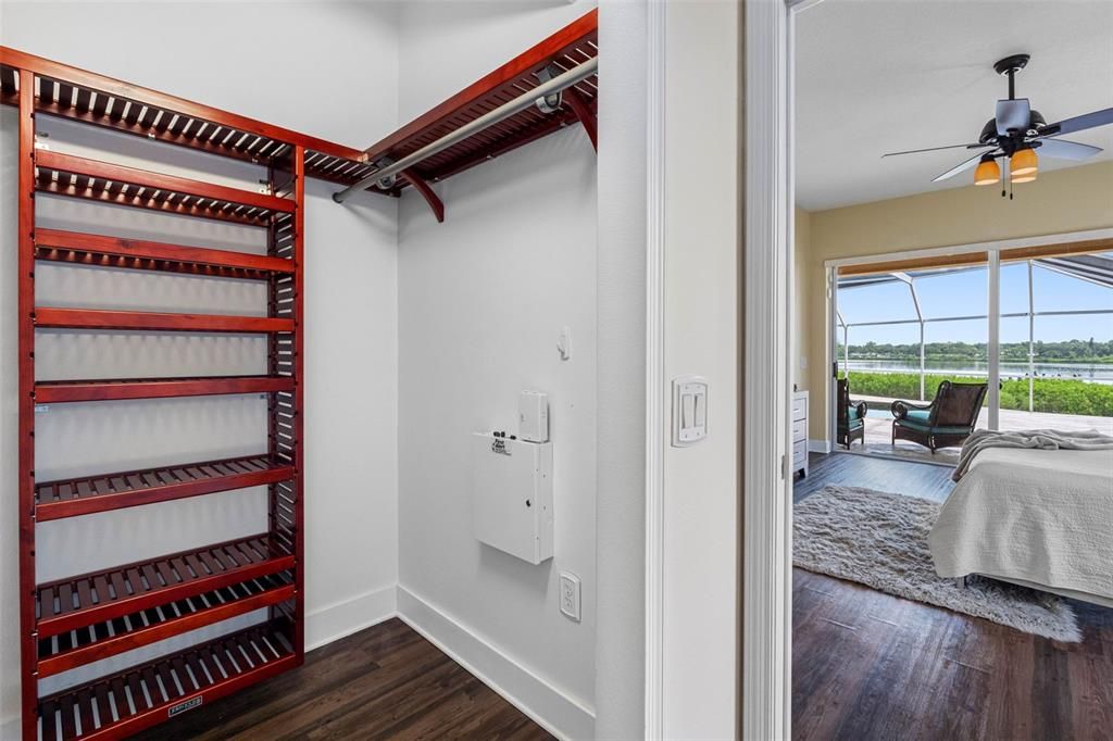 For Sale: $1,190,000 (4 beds, 3 baths, 2500 Square Feet)